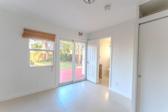 521 S 24th Avenue, Hollywood, FL 33020