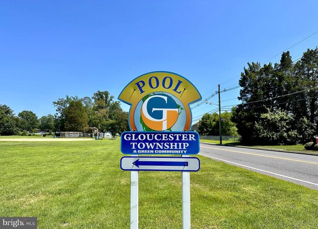 1090 CHEWS LANDING RD, Laurel Springs, NJ 08021