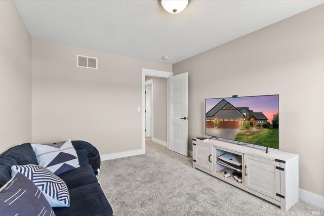 15242 Leo Creek Boulevard, Leo, IN 46765