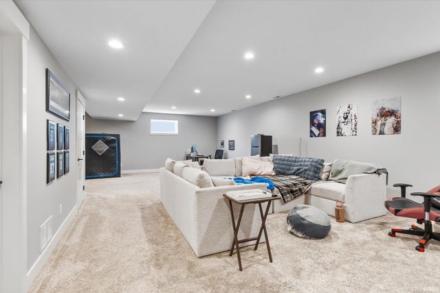 15242 Leo Creek Boulevard, Leo, IN 46765