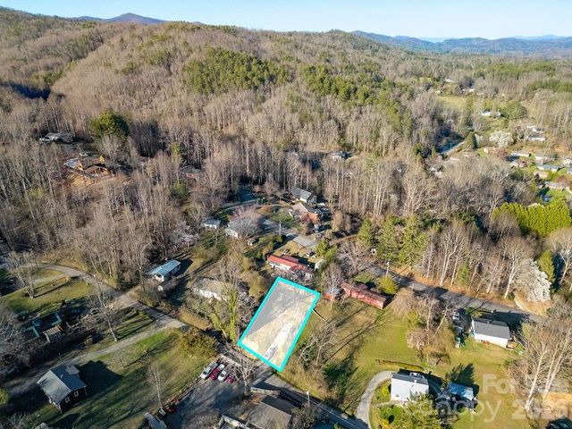 000 Reservoir Road, Brevard, NC 28712