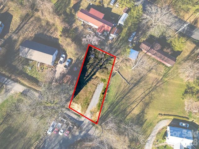 000 Reservoir Road, Brevard, NC 28712