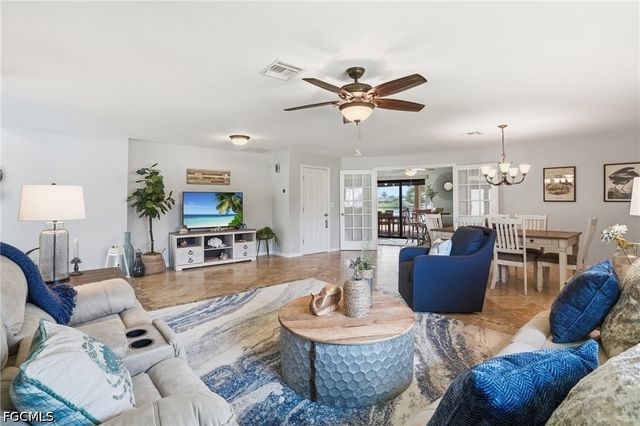 3221 SE 10th AVE, Cape Coral, FL 33904
