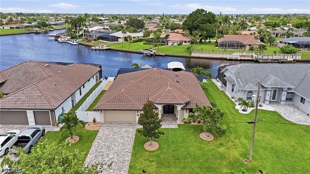 3221 SE 10th AVE, Cape Coral, FL 33904
