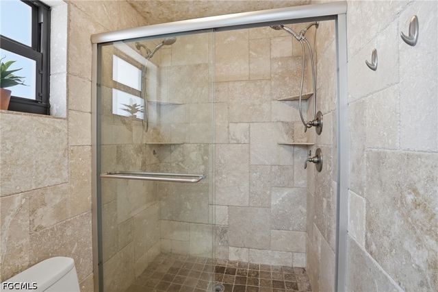 3221 SE 10th AVE, Cape Coral, FL 33904