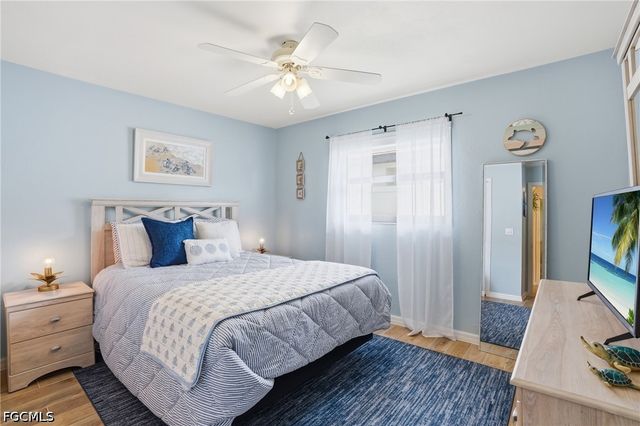 3221 SE 10th AVE, Cape Coral, FL 33904