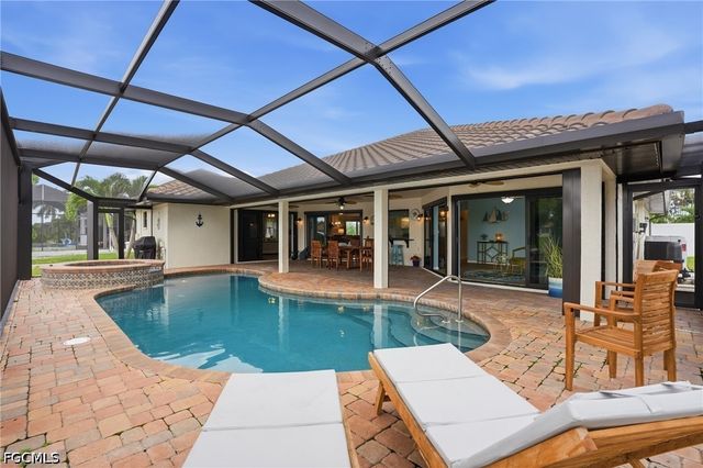 3221 SE 10th AVE, Cape Coral, FL 33904
