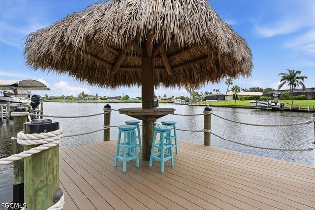 3221 SE 10th AVE, Cape Coral, FL 33904