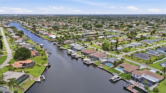 3221 SE 10th AVE, Cape Coral, FL 33904
