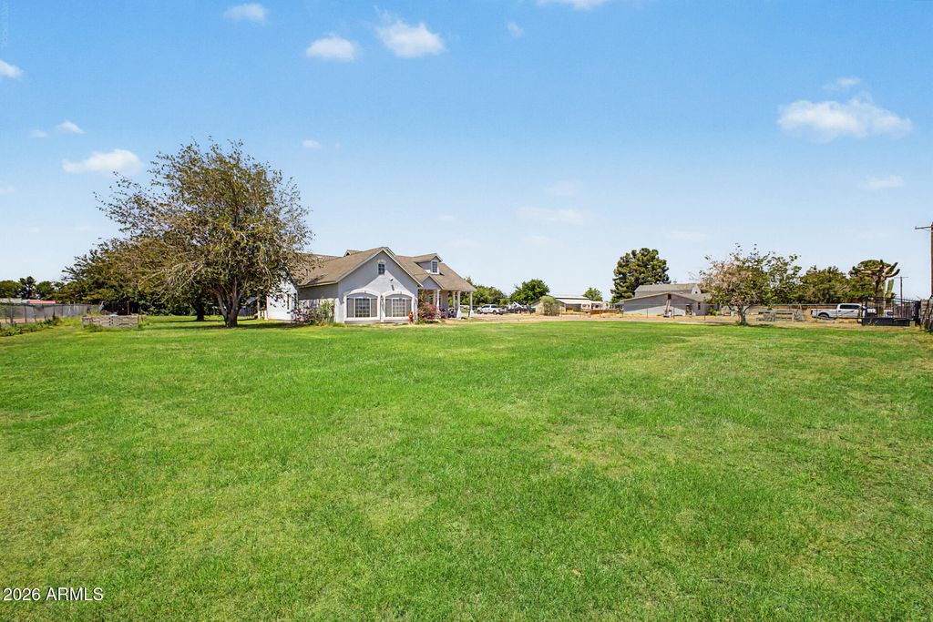 11144 W MIAMI Avenue, Tolleson, AZ 85353 — photo 4