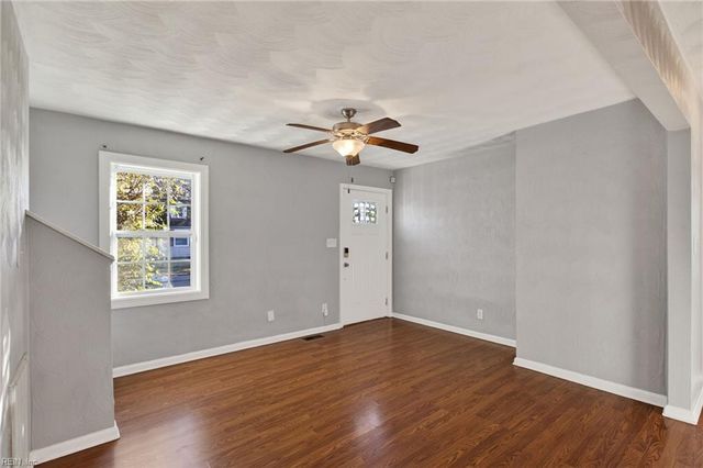 3852 Krick ST, Norfolk, VA 23513