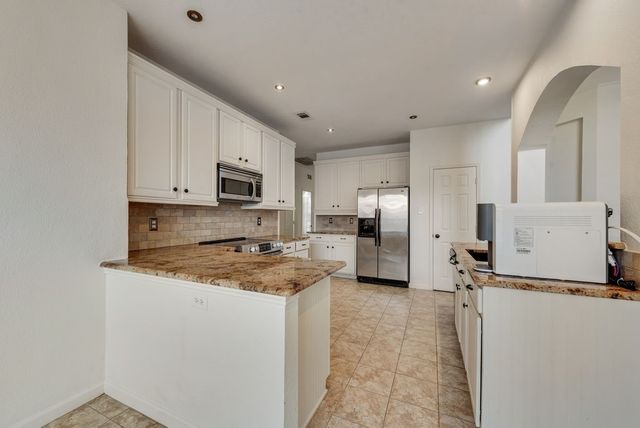 7100 Ledgestone Court, Frisco, TX 75034