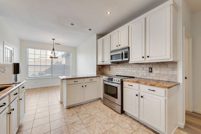 7100 Ledgestone Court, Frisco, TX 75034