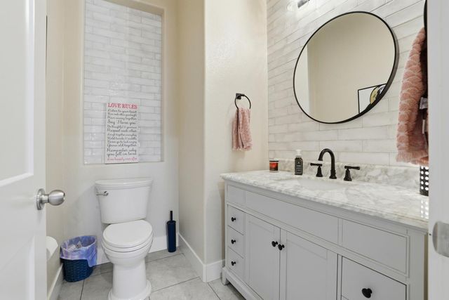 2657 Gantry Dr, Manteca, CA 95337