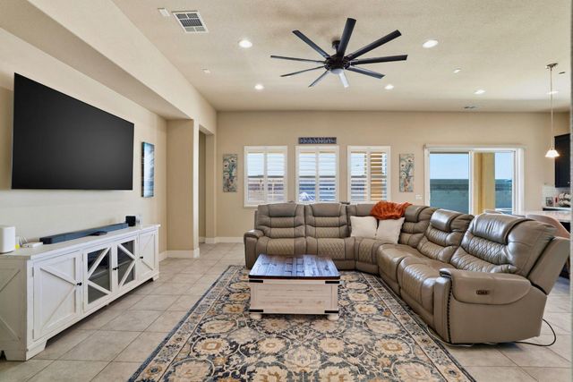 2657 Gantry Dr, Manteca, CA 95337