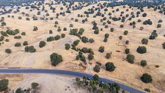 20655 Sunset Hills Drive, Cottonwood, CA 96022