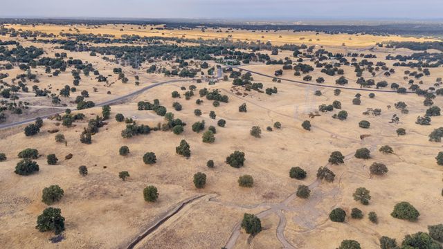 20655 Sunset Hills Drive, Cottonwood, CA 96022