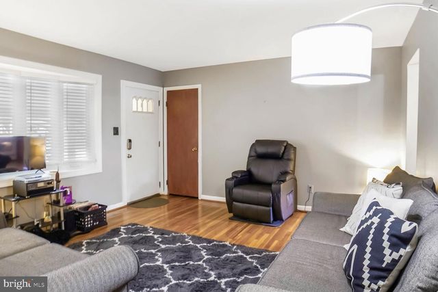 2114 COLUMBIA AVENUE, Landover, MD 20785