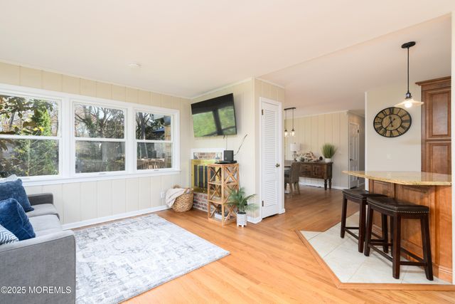 74 Fish Hawk Drive, Middletown, NJ 07748