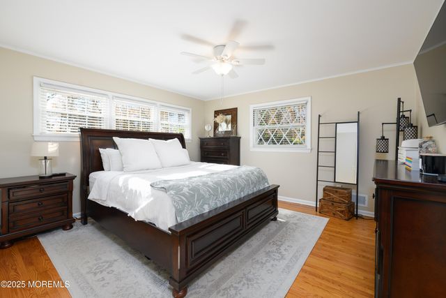 74 Fish Hawk Drive, Middletown, NJ 07748