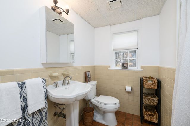 74 Fish Hawk Drive, Middletown, NJ 07748