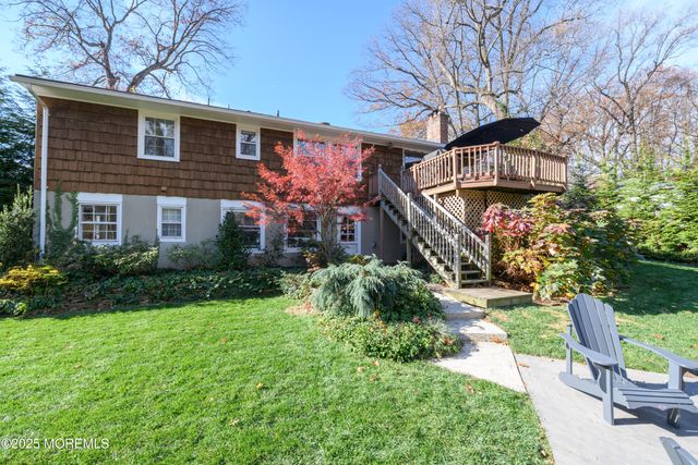 74 Fish Hawk Drive, Middletown, NJ 07748