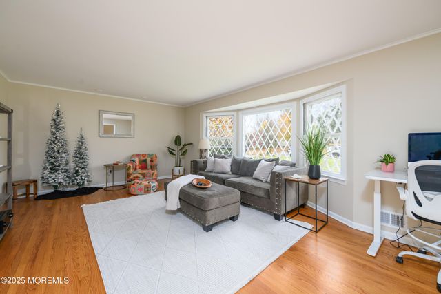 74 Fish Hawk Drive, Middletown, NJ 07748