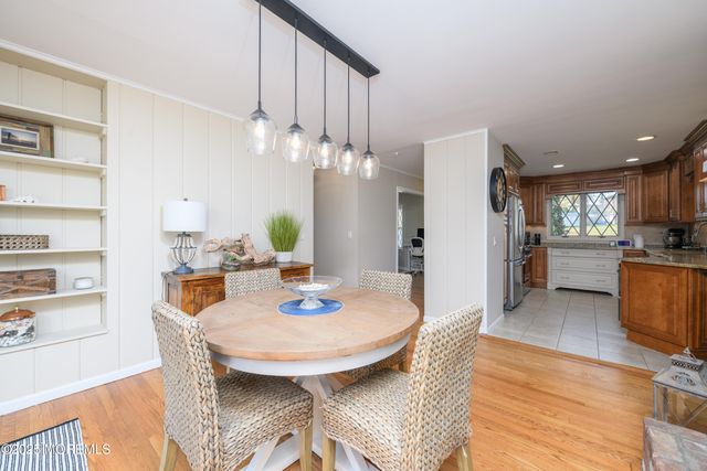 74 Fish Hawk Drive, Middletown, NJ 07748