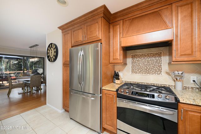 74 Fish Hawk Drive, Middletown, NJ 07748