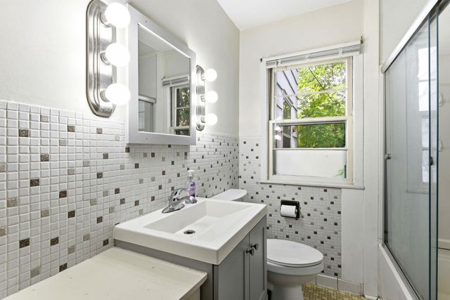 3951 Penn Avenue N, Minneapolis, MN 55412