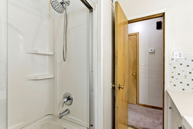 3951 Penn Avenue N, Minneapolis, MN 55412