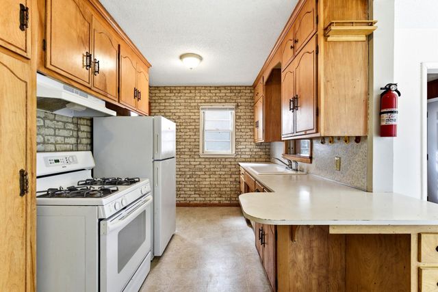 3951 Penn Avenue N, Minneapolis, MN 55412