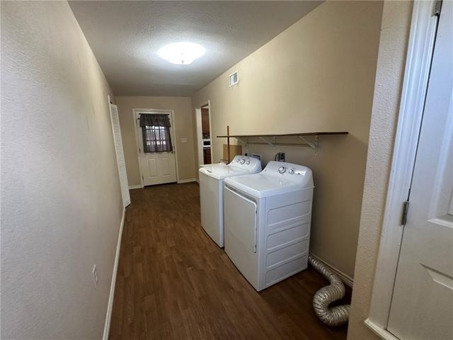 104 2nd St, Gregory, TX 78359