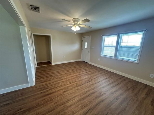 104 2nd St, Gregory, TX 78359