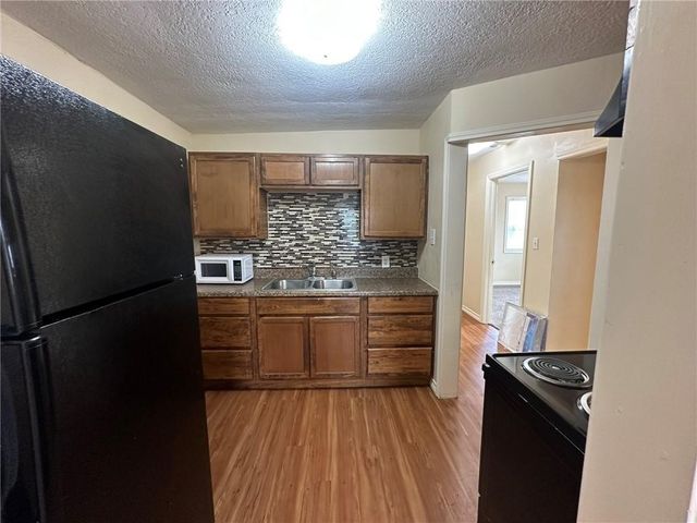 104 2nd St, Gregory, TX 78359
