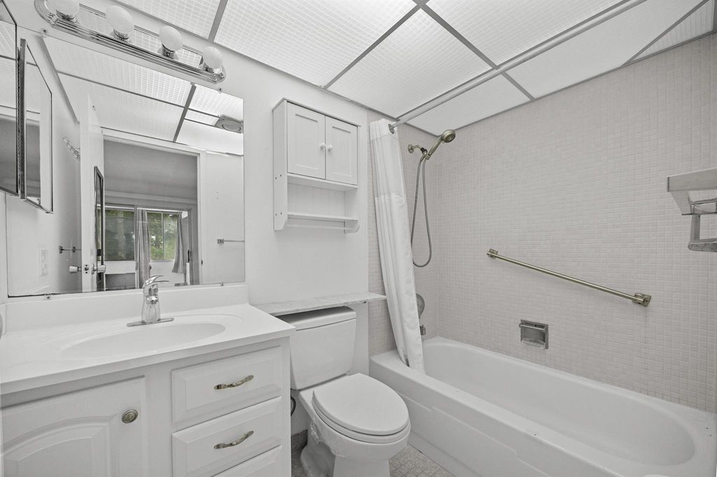 Image 22 of property listing at 223 Tuscany D, Delray Beach, FL 33446