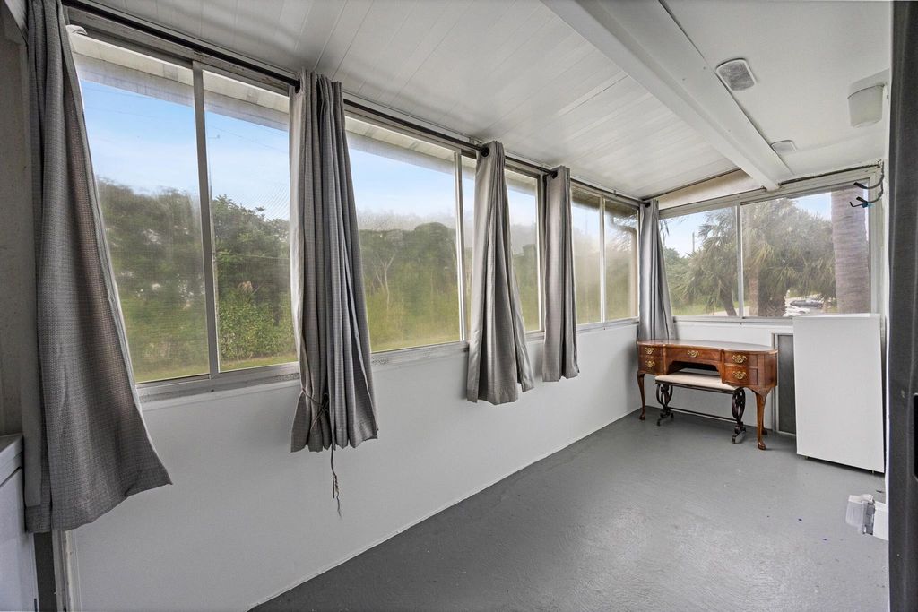 Image 26 of property listing at 223 Tuscany D, Delray Beach, FL 33446