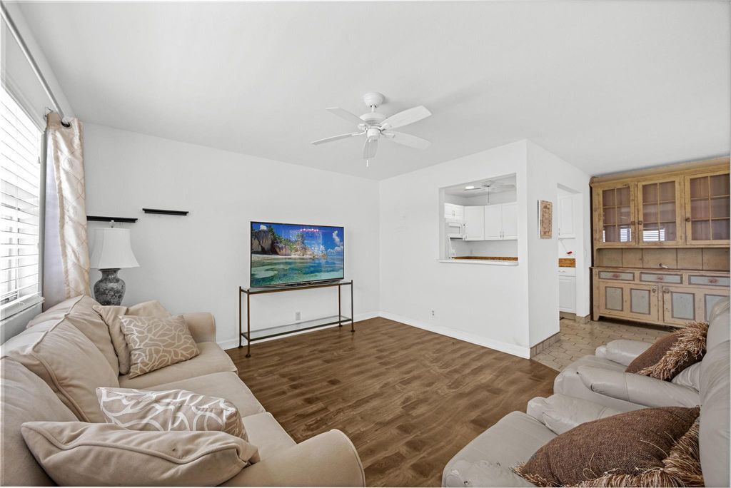 Image 7 of property listing at 223 Tuscany D, Delray Beach, FL 33446