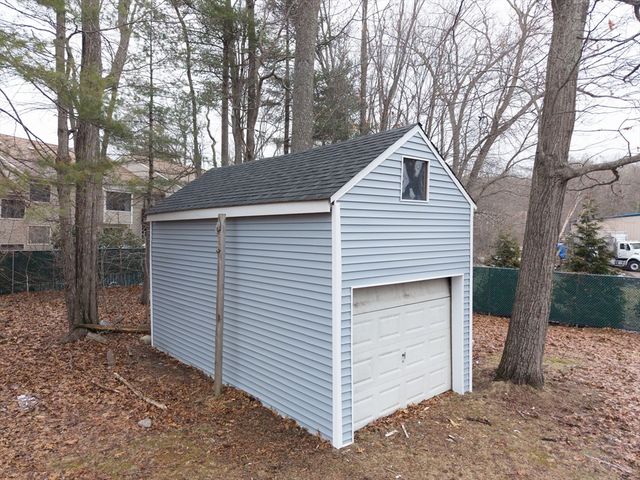155 Southbridge Road, Oxford, MA 01537