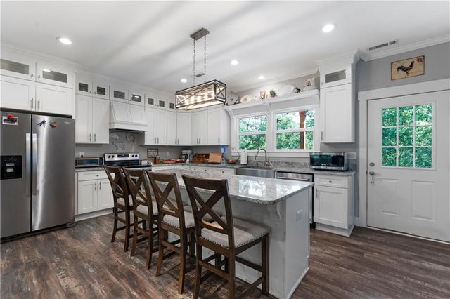 220 Long Road, Rydal, GA 30171