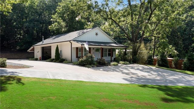 220 Long Road, Rydal, GA 30171