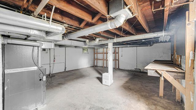 709 E Clark Street, Crown Point, IN 46307