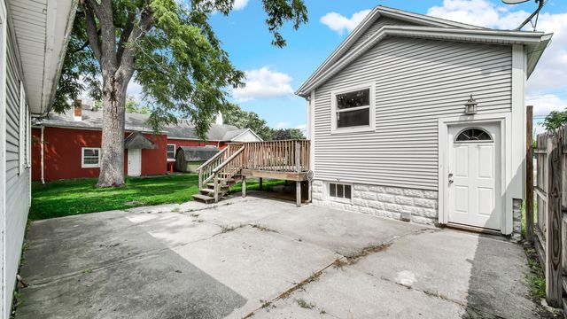 709 E Clark Street, Crown Point, IN 46307