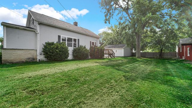 709 E Clark Street, Crown Point, IN 46307
