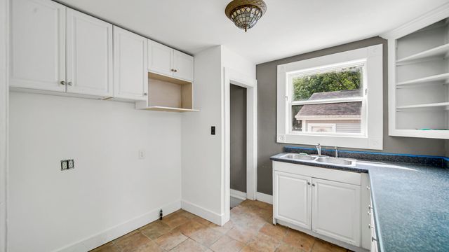 709 E Clark Street, Crown Point, IN 46307