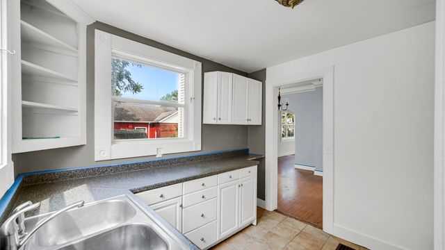 709 E Clark Street, Crown Point, IN 46307