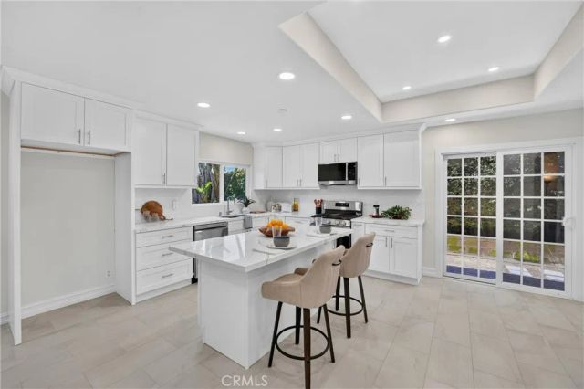 20911 Charwood, Huntington Beach, CA 92646