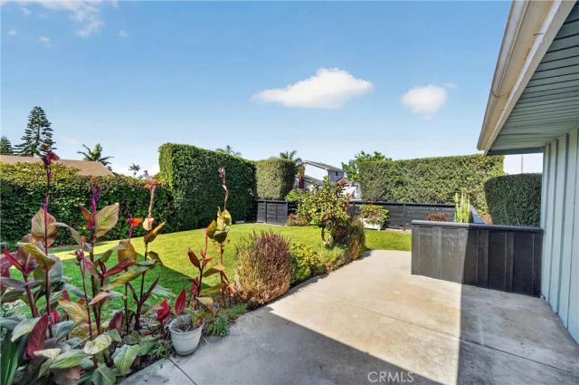 20911 Charwood, Huntington Beach, CA 92646