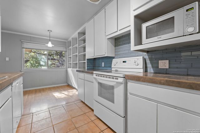 630 Patricia, San Antonio, TX 78216