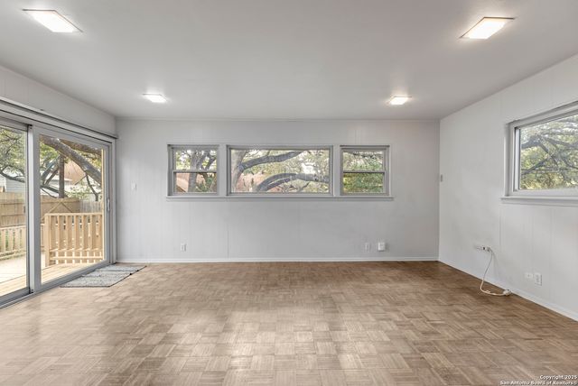 630 Patricia, San Antonio, TX 78216